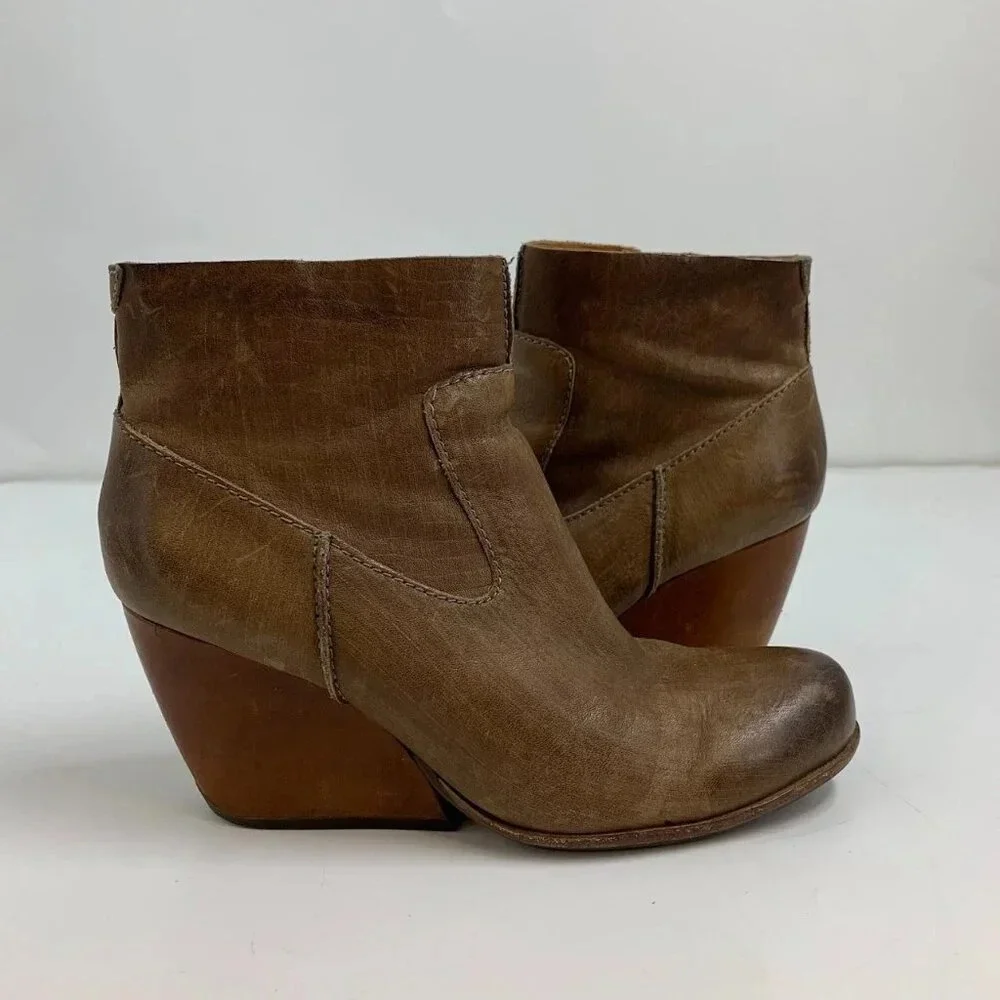 Kork Ease Women's Michelle Leather Side‎ Zip Wedge Bootie Size 8.5